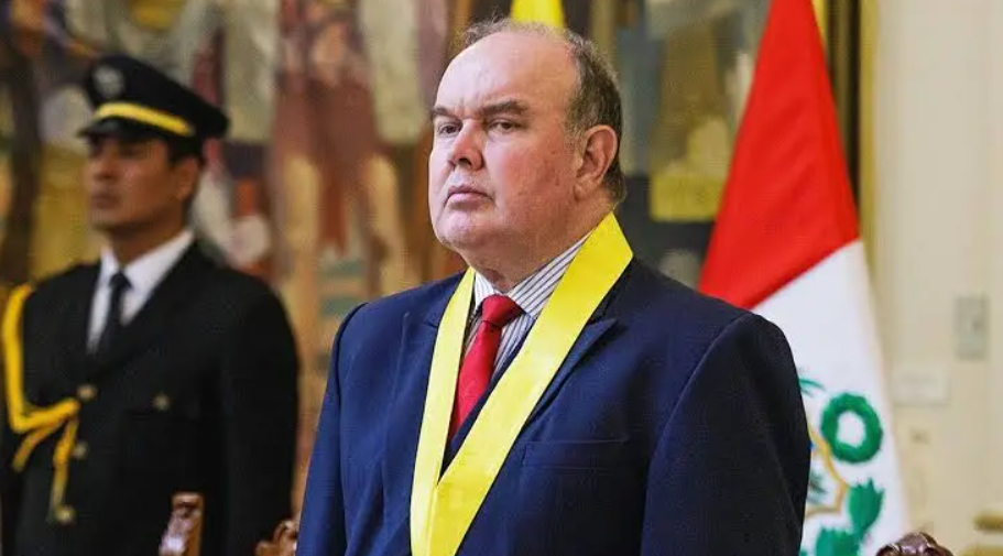 Critican a López Aliaga por impulsar la vacancia que terminó favoreciendo a la izquierda  